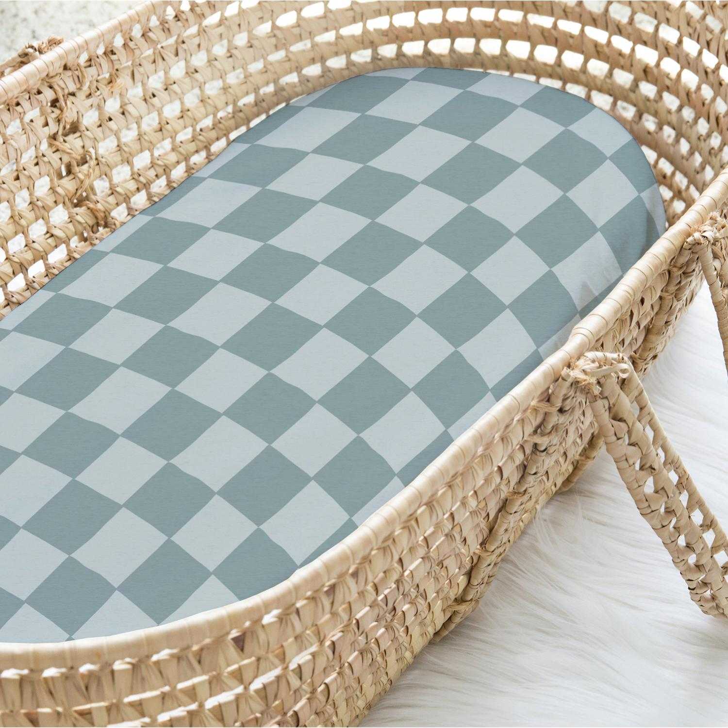 Check Baby Organic Bassinet Sheets 4-Pack for Boys and Girls - Image 3